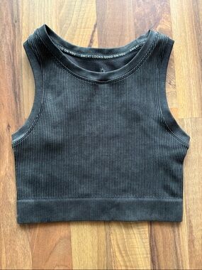 aerie Woman’s Black Ribbed Crop Tank Top Size XS